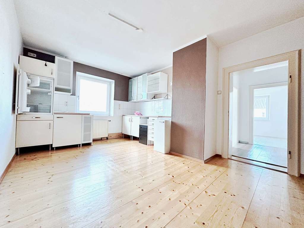 Immobilie in Mammendorf - Wohnen + Gewerbe | 3 Wohnungen | Entwicklung möglich - Bild 3