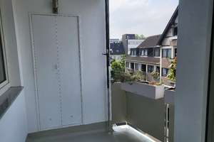 Sehr schöne 3 -Zimmer-Wohnung mit Loggia in Krefelder Innenstadt – Die vollständige Adresse der Immobilie erhältst du vom Anbieter., 47798 Stadtmitte, Krefeld – Vorschaubild 8