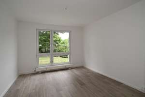 Großer Balkon... Super Lage am Stadtpark... – Herderstraße 13, 9120 Kapellenberg, Chemnitz – Vorschaubild 3