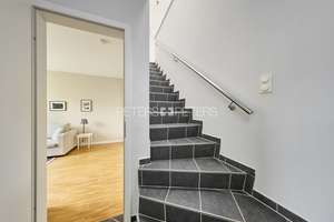 Lieblingsplatz inklusive - Zwei Etagen Glück mit sonniger Dachterrasse – Die vollständige Adresse der Immobilie erhältst du vom Anbieter., 22529 Lokstedt, Hamburg – Vorschaubild 11