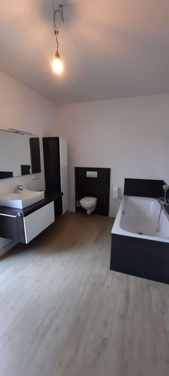 Attraktives 3-Zimmer-Penthaus mit großzügiger Dachterrasse und Garage in Worbis