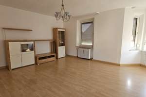 Von RTI: vermietetes Mehrfamilienhaus mit Gewerbeeinheit in zentraler Lage von Augsburg-Oberhausen – Die vollständige Adresse der Immobilie erhältst du vom Anbieter., 86154 Links der Wertach-Süd, Augsburg – Vorschaubild 9