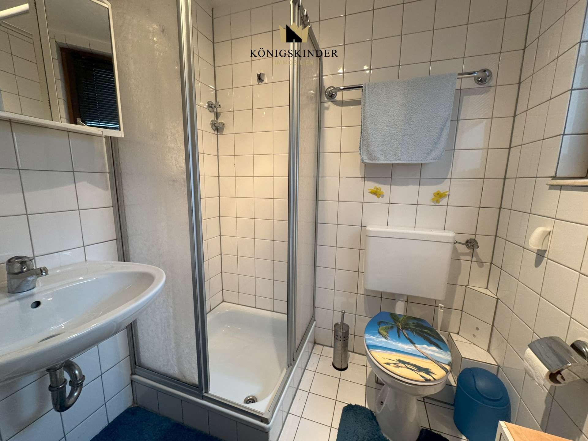 Immobilie in Albershausen - Viel mehr Platz, als man denkt.......großes Reiheneckhaus + Einliegerwohnung - Bild 0