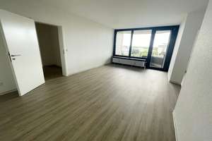Willkommen in Ihrer frisch modernisierten Familien-Wohnung mit Balkon-Weitblick, Wannenbad, Gäste-WC – Friedensstraße 114a, 51145 Urbach, Köln – Vorschaubild 24
