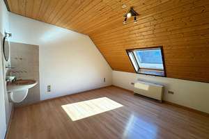 Einfamilienhaus mit großzügigem Platzangebot und Entwicklungsperspektive – Die vollständige Adresse der Immobilie erhältst du vom Anbieter., 68794 Oberhausen-Rheinhausen – Vorschaubild 14