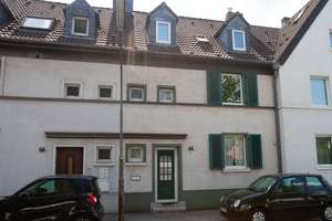 Charmantes Zweifamilienhaus mit großem Potenzial in begehrter Lage – Die vollständige Adresse der Immobilie erhältst du vom Anbieter., 50996 Rodenkirchen (Ortsteil), Köln – Vorschaubild 4