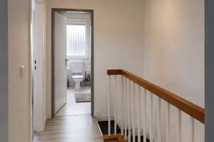 Reihenmittelhaus mit Kamin, Vollkeller und ausbaufähigem Dachboden – Die vollständige Adresse der Immobilie erhältst du vom Anbieter., 33699 Stieghorst, Bielefeld – Vorschaubild 9