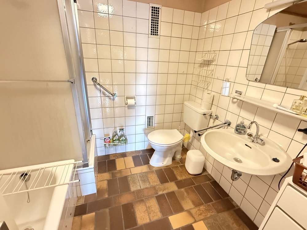 Immobilie in Ehlscheid - Großzügiges Einfamilienhaus auf gepflegtem Grundstück in der Nähe von Rengsdorf - Bild 0