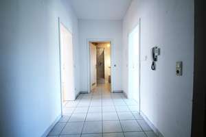 +++ Gepflegte Maisonette mit Südbalkon +++ – Tschaikowskistraße 65, 9130 Sonnenberg, Chemnitz – Vorschaubild 2