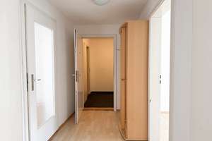 Charmante 2-Zimmer-Wohnung in zentraler Lage von Ingolstadt – Dollstraße 12, 85049 Mitte, Ingolstadt – Vorschaubild 2