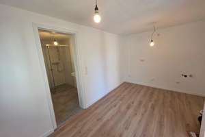 Modernisiertes Haus mit 3 Wohnbereichen, Garten, Vermietungspotenzial und optionaler Scheune – Böllatstrasse 14, 72622 Nürtingen – Vorschaubild 12