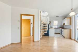 Vermietete Dachgeschosswohnung im Herzen von Hermsdorf