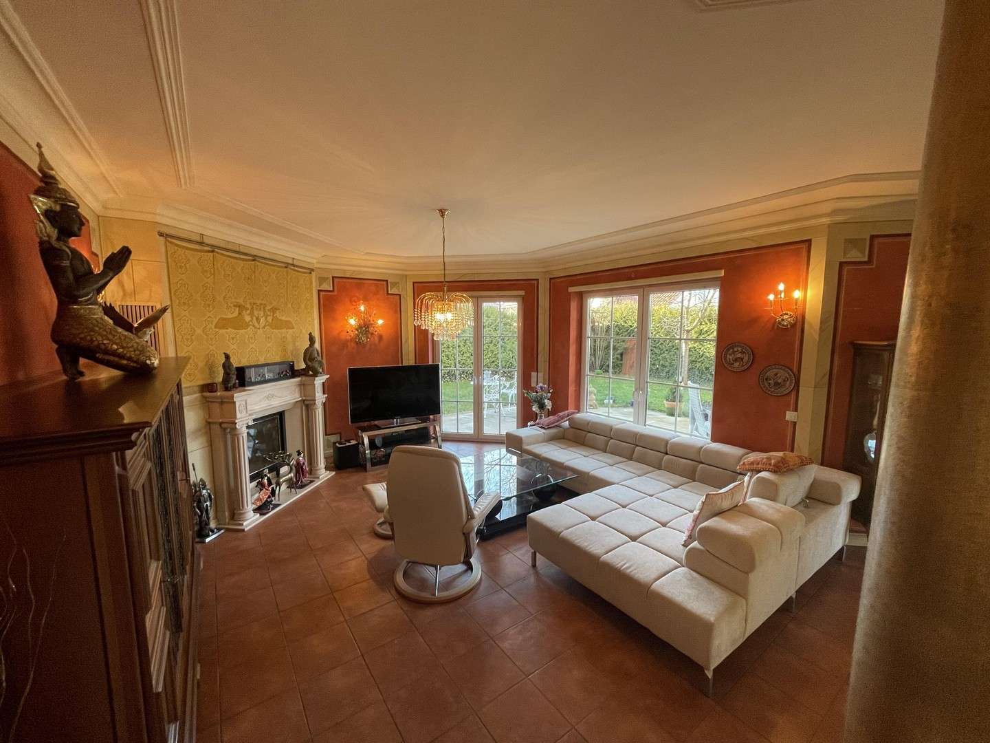 Immobilie in Flieden - Außergewöhnliche Architekten-Landhausvilla mit Einliegerwohnung in bester Wohnlage! - Bild 1