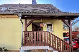 *bezugsfrei* 123 m² Wohnfläche auf zwei Etagen I 985 m² Grundstück I Garage I ausgebauter Keller – Die vollständige Adresse der Immobilie erhältst du vom Anbieter., 4207 Grünau-Siedlung, Leipzig – Vorschaubild 4