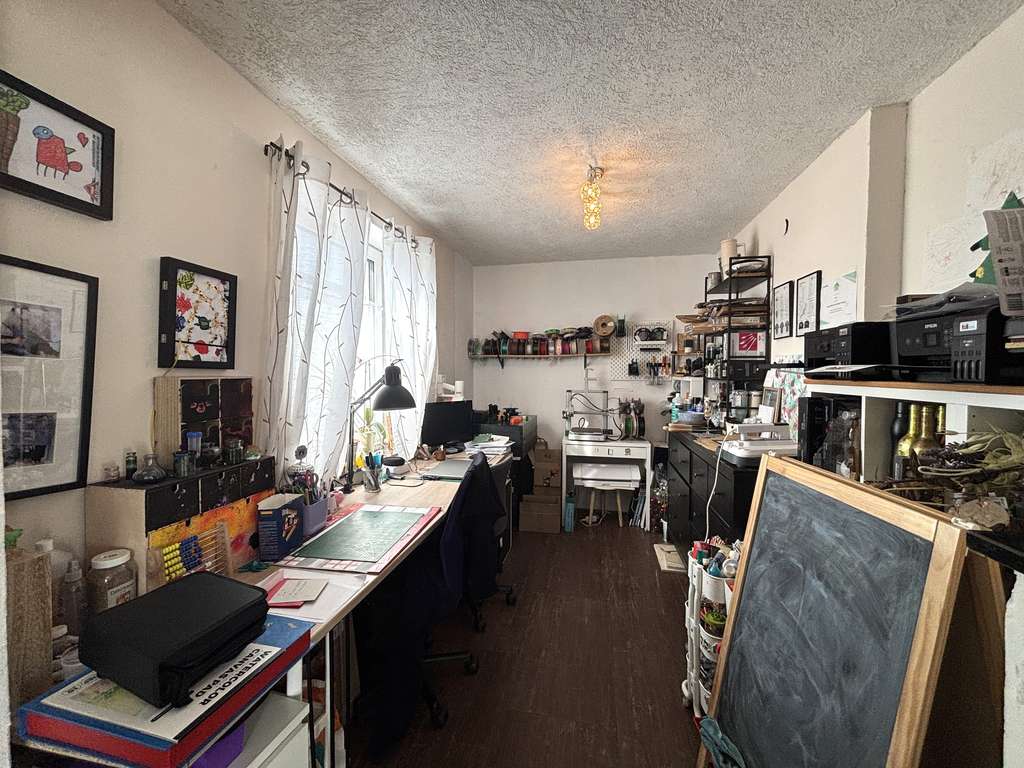 Immobilie in Grafhorst - Großes Grundstück, schickes Bad, moderne Hzg, Glasfaser, Garage, Werkstatt, Wohnmobilstellplatz ... - Bild 4