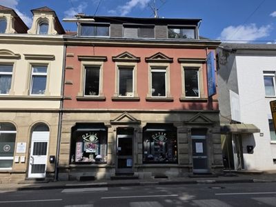 *** Stilvolle Altbauwohnung im Ortskern ***