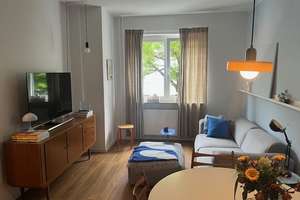 Charmante 2-Zimmer-Wohnung mit Loggia in Düsseldorf-Unterbilk – Wupperstraße 35, 40219 Unterbilk, Düsseldorf – Vorschaubild 4