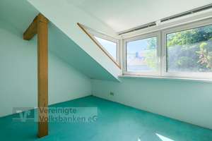 Reihenendhaus mit großem Garten - Sofort Frei // Renovierungsbedürftig – Die vollständige Adresse der Immobilie erhältst du vom Anbieter., 72764 Reutlingen-Mitte, Reutlingen – Vorschaubild 12