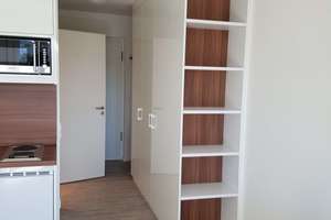 Studentenapartment im Zentrum mit Balkon, Süd-/Westlage -Beethovenpark – Alpenstr. 10a, 86150 Bahnhofs-, Bismarckviertel, Augsburg – Vorschaubild 2