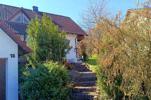 Einfamilienhaus mit großem Garten und Doppelgarage in Witzmannsberg bei Coburg – Anger 18, 96482 Ahorn – Vorschaubild 2