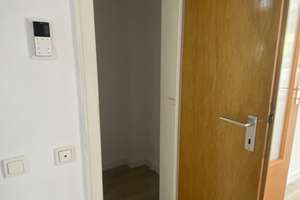 Gepflegte 2 Zimmer-Whg Einbauküche, Bad, Abstellraum, Balkon, Keller, Waschraum  – Dixbäume 25, 45257 Kupferdreh, Essen – Vorschaubild 7