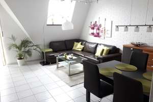 Helle und attraktive 2-Zimmer-Wohnung mit Balkon