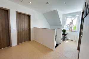 Exklusives Einfamilienhaus mit großer Doppelgarage, schönem Gartenbereich und Smart-Home-Komfort – Heinsberg (Kreis) – Vorschaubild 17