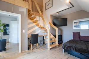 Bindlacher Bestlage mit einzigartigem Fernblick: Stilvoll modernisiertes 2001er EFH mit ELW & Pool! – Die vollständige Adresse der Immobilie erhältst du vom Anbieter., 95463 Bindlach – Vorschaubild 32