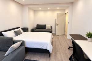 Möblierte Wohnung mit Terrasse – Düsseldorf Innenstadt