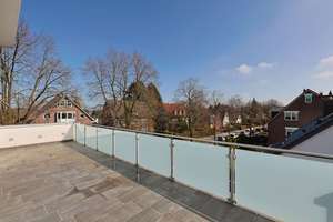 Exklusives Wohnhaus mit gewerblicher Nutzungsmöglichkeit in HH-Sasel – Die vollständige Adresse der Immobilie erhältst du vom Anbieter., 22393 Sasel, Hamburg – Vorschaubild 20