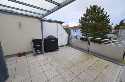 Gepflegte 2,5-Zi.-Wohnung mit 17 m² Dachterrasse und Domblick im mittleren Westen