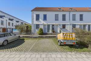***Stilvolles Reihenendhaus in ruhiger Lage von Olching-Wohnen mit Gartenidylle – Oberanger 12, 82140 Olching – Vorschaubild 32
