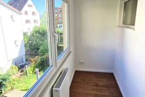 Moderne 4-Zimmer-Wohnung in Esslingen Stadtmitte – mit Einbauküche, Tageslichtbad, Loggia und Garten – Die vollständige Adresse der Immobilie erhältst du vom Anbieter., 73728 Innenstadt, Esslingen am Neckar – Vorschaubild 12