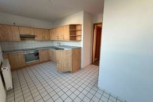 Bezugsfreie 2-Zimmer-Wohnung mit direktem Havelblick vom Balkon inkl. Tiefgaragenstellplatz & Keller – An der Havelspitze 17, 13587 Hakenfelde, Berlin – Vorschaubild 11