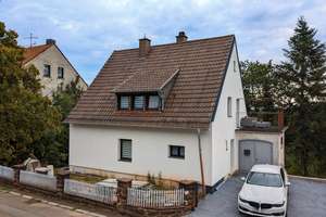 saniertes Einfamilienhaus mit tollem Blick. – Die vollständige Adresse der Immobilie erhältst du vom Anbieter., 66953 Pirmasens, Pirmasens – Vorschaubild 1
