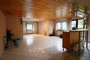 Für Selberrenovierer: EG – Wohnung in Zweifamilienhaus zum Herrichten. – 76189 Oberreut, Karlsruhe – Vorschaubild 3