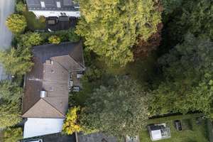 Einfamilienhaus mit Ausbaupotenzial auf großem Grundstück  – Die vollständige Adresse der Immobilie erhältst du vom Anbieter., 81827 Waldtrudering, München – Vorschaubild 2