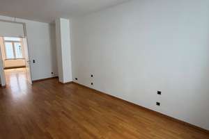 Wohnen mit Ausblick: Stilvolle, großzügige 2-Zimmer-Wohnung am Aachener Theater – Theaterplatz 3, 52062 Theater, Aachen – Vorschaubild 5