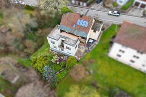 Großzügiges Familienzuhause - Mehrgenerationenwohnen oder viel Platz für Ihre Familie – Die vollständige Adresse der Immobilie erhältst du vom Anbieter., 75339 Höfen an der Enz – Vorschaubild 2