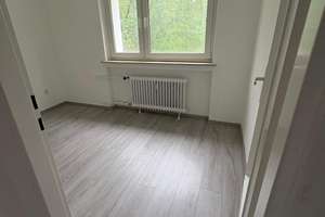 Renovierte 3,5-Raum-Whg. mit Balkon und Tageslichtbad in gepflegtem Mehrfamilienhaus in Oberhausen – Drei Knappen 12, 46047 Bermensfeld, Oberhausen – Vorschaubild 5