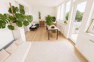 Sonnige 3-Zimmer-Wohnung im sanierten Altbau – Karl-Marx-Straße 16, 15537 Grünheide (Mark) – Vorschaubild 1