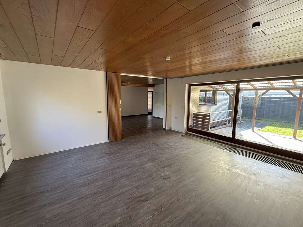 Immobilie in Wardenburg - Einfamilienhaus mit Einliegerwohnung in attraktiver Wohnlage  - Bild 3