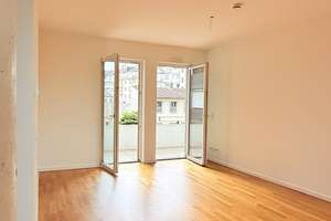 Ganz besonders toll mit großzügigem offenem Wohnzimmer, gr. Balkon, Aufzug, TG-Platz, Baujahr 2016 – Die vollständige Adresse der Immobilie erhältst du vom Anbieter., 40223 Bilk, Düsseldorf – Vorschaubild 11