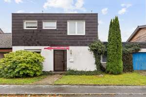 Einfamilienhaus mit Einliegerwohnung in bevorzugter Wohnlage – Die vollständige Adresse der Immobilie erhältst du vom Anbieter., 95482 Gefrees – Vorschaubild 2
