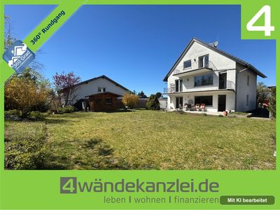 Mehrfamilienhaus mit 3 Wohnungen und Garten
