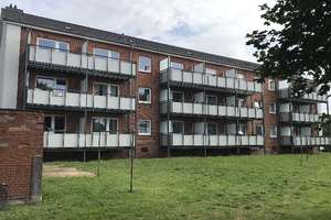 1-Zimmer-Wohnung mit großem Balkon, Einbauküche und Kellerraum in Lübeck – Schönböckener Str. 83, 23556 Sankt Lorenz Nord, Lübeck – Vorschaubild 2