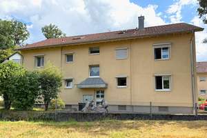 1-Zimmer Dachgeschosswohnung in Bahnhofsnähe – Kapitalanlage mit langjährigem Mietverhältnis – Die vollständige Adresse der Immobilie erhältst du vom Anbieter., 79183 Waldkirch – Vorschaubild 3