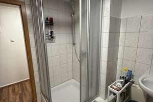 Schöne Dachgeschosswohnung mit zwei Badezimmern  – Die vollständige Adresse der Immobilie erhältst du vom Anbieter., 45127 Stadtkern, Essen – Vorschaubild 7
