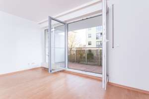 BEZUGSFREI!! - schöne 2-Zimmer-Whg. mit großem Balkon – Die vollständige Adresse der Immobilie erhältst du vom Anbieter., 14476 Fahrland, Potsdam – Vorschaubild 2