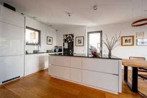 Exklusive Architekten-DHH mit Innenhof & großer Duplex-Garage Bestlage Frankfurt-Riedberg-Westflügel – Die vollständige Adresse der Immobilie erhältst du vom Anbieter., 60438 Kalbach-Riedberg, Frankfurt am Main – Vorschaubild 5